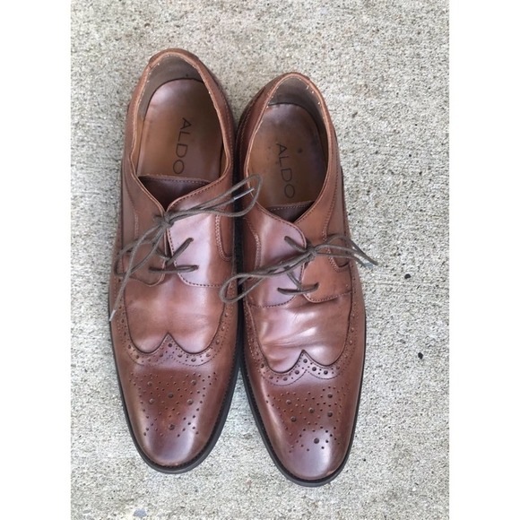 Aldo brown wing tip oxfords size 11.  Case 023.  0820 main image 8